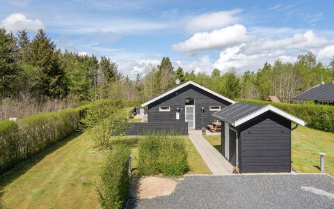 Fritse - 1.9Km from the Sea: Tækning, Sommerhus, Hus, Tag, Hjem, Stuehus, Hytte, Estate, Landsby