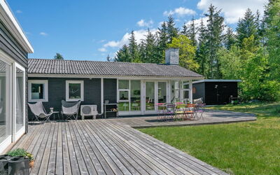 Sighwith - 500M from the Sea
