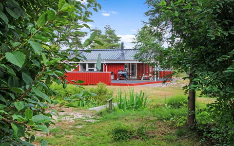 Edzard - 200M from the Sea: Tækning, Sommerhus, Hus, Tag, Hjem, Stuehus, Hytte, Estate, Landsby