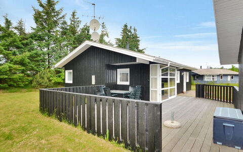 Franzisca - 600M from the Sea: Tækning, Sommerhus, Hus, Tag, Hjem, Stuehus, Hytte, Estate, Landsby