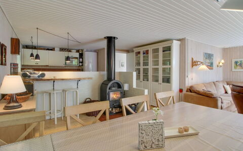 Blazo - 400M from the Sea: Tækning, Sommerhus, Hus, Tag, Hjem, Stuehus, Hytte, Estate, Landsby
