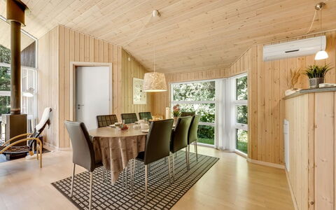 Thorketil - 1.1Km from the Sea: Hus, Tag, Hjem, Sommerhus, Skur, Garden Bygninger, Sidespor, Gård, Bjælkehytte, Hytte