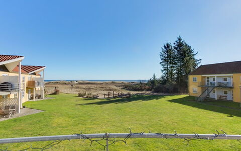 Dafna - 100M from the Sea: Tag, Hus, Land Lot, Hjem, Sommerhus, Estate, Garden Bygninger, Skygge, Bjælkehytte, Landscaping