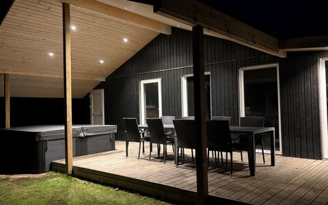 Aud - 300M from the Sea: Svømmepøl, Bjergkæde, Eco Hotel, Udvej, Estate, Dal, Villa, Landscaping, Ferieby, Backyard