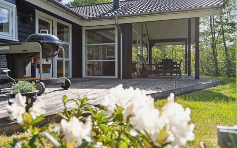 Hejdi - 350M from the Sea: Tag, Hus, Hjem, Sommerhus, Dør, Sidespor, Dæk, Veranda, Planke, Hårdttræ