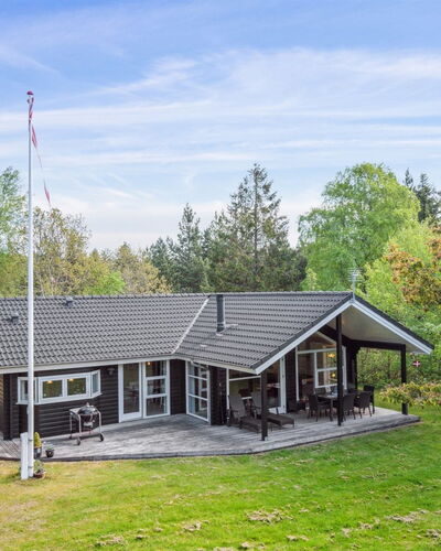 Hejdi - 350M from the Sea