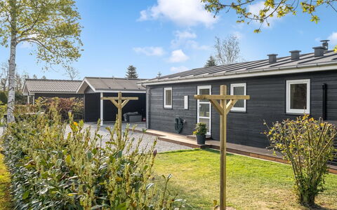 Meline - 350M from the Sea: Tag, Hus, Hjem, Sommerhus, Sidespor, Estate, Indkørsel, Garden Bygninger, Gård, Skur