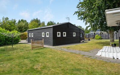 Sigfred - 1.5Km from the Sea