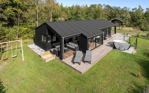 Sinna - from the Sea: Træ, Hjem, Veranda, Dæk, Hårdttræ, Tag, Bejdse, Trægulve, Eco Hotel