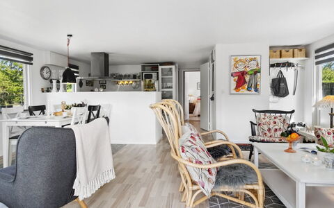 Ditleif - 400M from the Sea: Fritid, Reklame, Parkere, Banner, Skilt, Sti