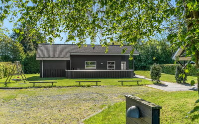 Karstina - 1Km from the Sea
