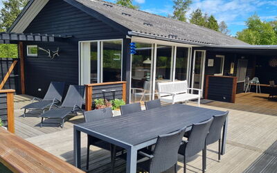 Matz - 350M from the Sea
