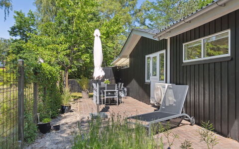 Kajo - 800M from the Sea: Hus, Tag, Hjem, Sommerhus, Skur, Garden Bygninger, Sidespor, Gård, Bjælkehytte, Hytte