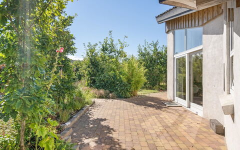 Ullvi - 3.8Km from the Sea: Træ, Tag, Hus, Sommerhus, Dør, Hjem, Sidespor, Land Lot, Garden Bygninger, Skur