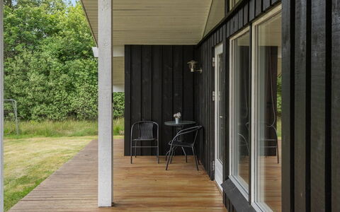 Evan - 1.3Km from the Sea: Træ, Veranda, Gulvbelægning, Etage, Hjem, Kompositmateriale, Trægulve, Planke, Hårdttræ, Dæk