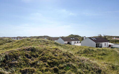 Marjon - 400M from the Sea: Tag, Hjem, Dør, Sommerhus, Skygge, Sidespor, Gård, Estate, Backyard