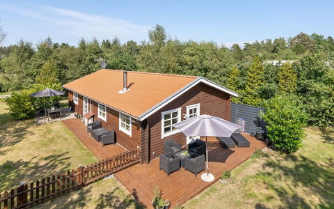 Tian - from the Sea: Træ, Hjem, Veranda, Dæk, Hårdttræ, Tag, Bejdse, Trægulve, Eco Hotel