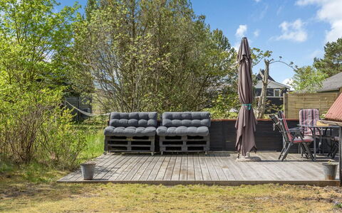 Vladanka - from the Sea: Møbel, Træ, Udendørs Møbler, Udendørs Bord, Udendørs Bench, Hårdttræ, Bænk, Have, Skygge, Backyard
