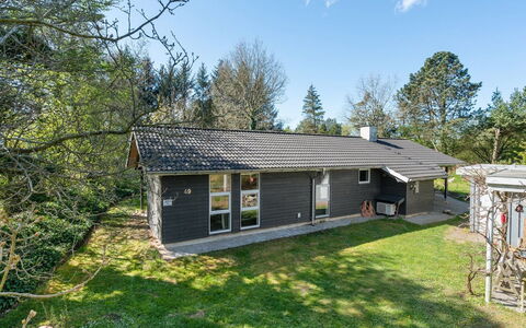Marlien - 1Km to the Fjord: Hus, Hjem, Tag, Sommerhus, Estate, Landscaping, Garden Bygninger, Sidespor, Stuehus
