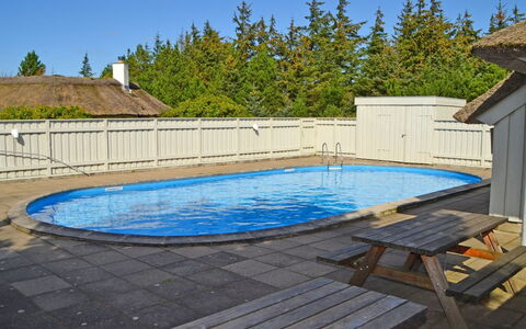 Roulf - 1.1Km from the Sea: Hjem, Boligområde, Hus, Sommerhus, Tag, Land Lot, Sidespor, Have, Estate, Lawn