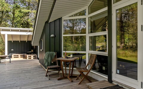 Grimi - 4Km from the Sea: Sommerhus, Hjem, Hus, Tag, Veranda, Estate, Sidespor, Garden Bygninger, Stuehus, Gård