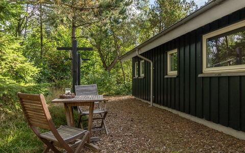 Grimi - 4Km from the Sea: Sommerhus, Hjem, Hus, Tag, Veranda, Estate, Sidespor, Garden Bygninger, Stuehus, Gård