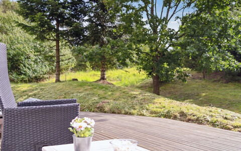 Karitte - 5Km from the Sea: Blå, Busk, Sommerhus, Bunddække, Have, Estate, Skygge, Landscaping, Stuehus, Eco Hotel