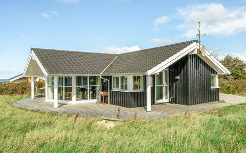 Esma - 150M from the Sea: Tag, Hus, Hjem, Arkitektur, Sommerhus, Dør, Landdistrikt, Land Lot, Estate, Sidespor