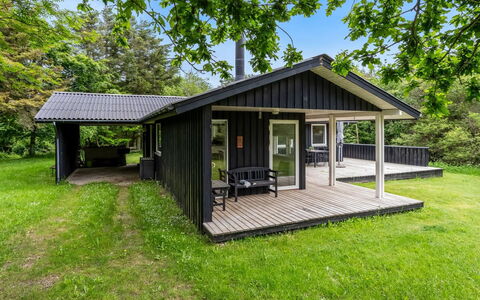 Jarno - 1Km from the Sea: Loft, Gulvbelægning, Indretning, Etage, Kompositmateriale, Møbel, Udvej, Hotel, Design, Dagslys