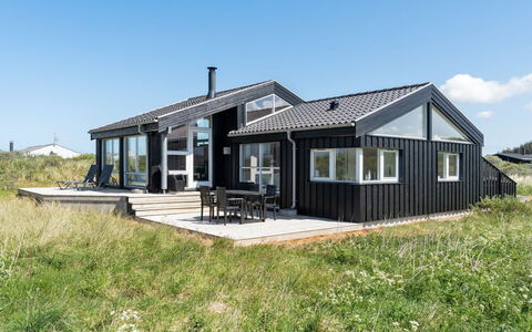 Welma - 500M from the Sea: Tag, Hjem, Hus, Sommerhus, Dør, Sidespor, Estate, Stuehus, Veranda, Garden Bygninger
