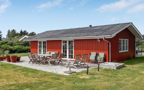 Ava - 1Km from the Sea: Træ, Hjem, Veranda, Dæk, Hårdttræ, Tag, Bejdse, Trægulve, Eco Hotel
