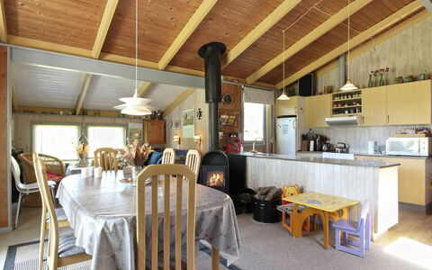 Sonya - 1Km from the Sea: Svømmepøl, Udendørs Møbler, Møbel, Udvej, Flise, Eco Hotel, Skygge, Stol, Fritid, Estate