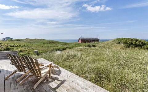 Aaltje - 65M from the Sea: Hus, Hjem, Dør, Tag, Sommerhus, Estate, Have, Skygge, Sidespor, Gård