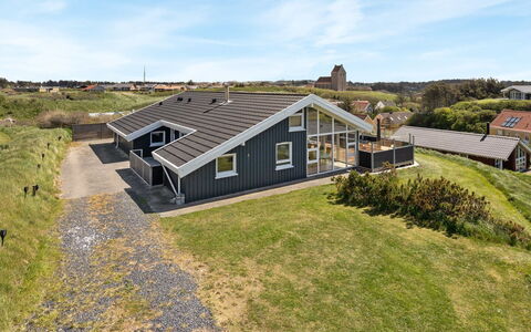 Alfhild - 297M from the Sea: Hus, Hjem, Dør, Tag, Sommerhus, Estate, Have, Skygge, Sidespor, Gård