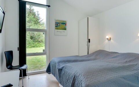 Aiyana - 530M from the Sea: Indretning, Møbel, Loft, Soveværelse, Seng, Belysning, Hjem, Etage, Værelse, Lysarmatur
