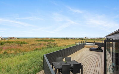 Heilo - 300M from the Sea