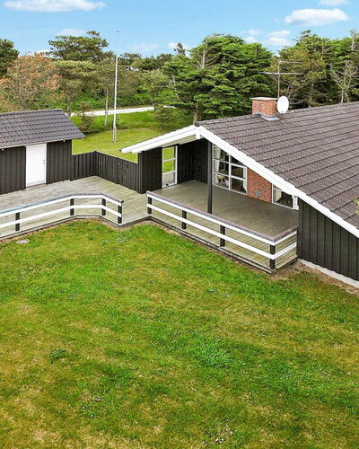 Andersen - 827M from the Sea