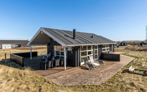 Sirkka - 902M from the Sea: Hus, Hjem, Dør, Tag, Sommerhus, Estate, Have, Skygge, Sidespor, Gård