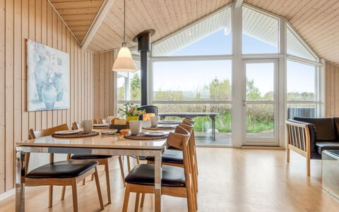 Dory - 1.0Km from the Sea: Fritid, Reklame, Parkere, Banner, Skilt, Sti