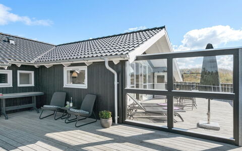 Aria - 1.2Km from the Sea: Hus, Hjem, Sommerhus, Estate, Gård, Stuehus, Sidespor, Garden Bygninger, Veranda