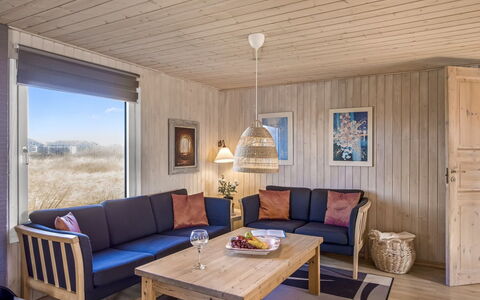 Vili - 441M from the Sea: Hus, Hjem, Dør, Tag, Sommerhus, Estate, Have, Skygge, Sidespor, Gård