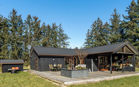 Marla - 1.1Km from the Sea: Sommerhus, Hjem, Hus, Tag, Veranda, Estate, Sidespor, Garden Bygninger, Stuehus, Gård