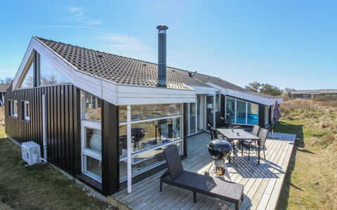 Amadahy - 950M from the Sea: Græs, Hus, Tag, Hjem, Sommerhus, Busk, Land Lot, Landdistrikt, Stuehus, Bunddække