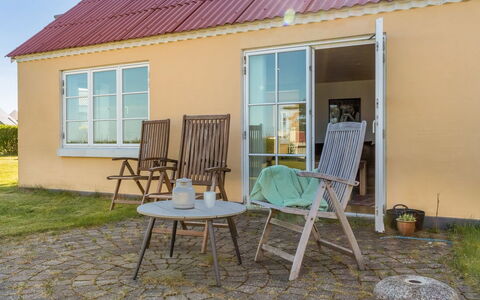 Tara - 300M from the Sea: Tækning, Sommerhus, Hus, Tag, Hjem, Stuehus, Hytte, Estate, Landsby
