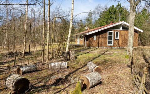 Nicklas - 2Km from the Sea: Svømmepøl, Udendørs Møbler, Møbel, Udvej, Flise, Eco Hotel, Skygge, Stol, Fritid, Estate