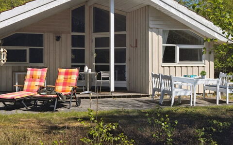 Sörine - 2Km from the Sea: Træ, Hjem, Veranda, Dæk, Hårdttræ, Tag, Bejdse, Trægulve, Eco Hotel