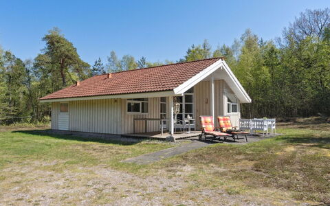 Sörine - 2Km from the Sea: Træ, Hjem, Veranda, Dæk, Hårdttræ, Tag, Bejdse, Trægulve, Eco Hotel