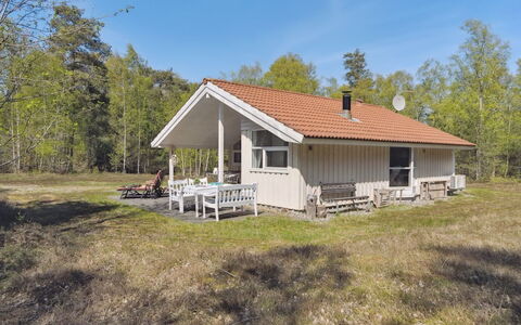 Sörine - 2Km from the Sea: Træ, Hjem, Veranda, Dæk, Hårdttræ, Tag, Bejdse, Trægulve, Eco Hotel