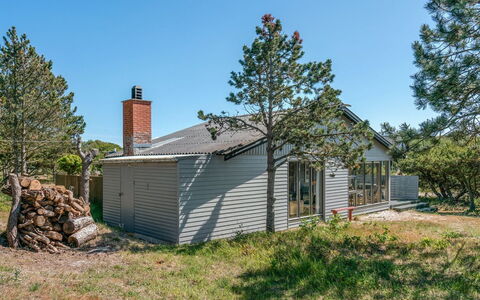 Petersen - 50M from the Sea: Træ, Hjem, Veranda, Dæk, Hårdttræ, Tag, Bejdse, Trægulve, Eco Hotel