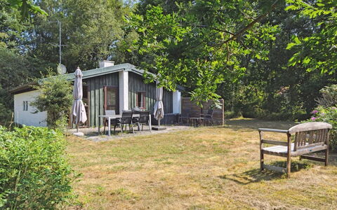 Matta - 800M from the Sea: Træ, Hjem, Veranda, Dæk, Hårdttræ, Tag, Bejdse, Trægulve, Eco Hotel